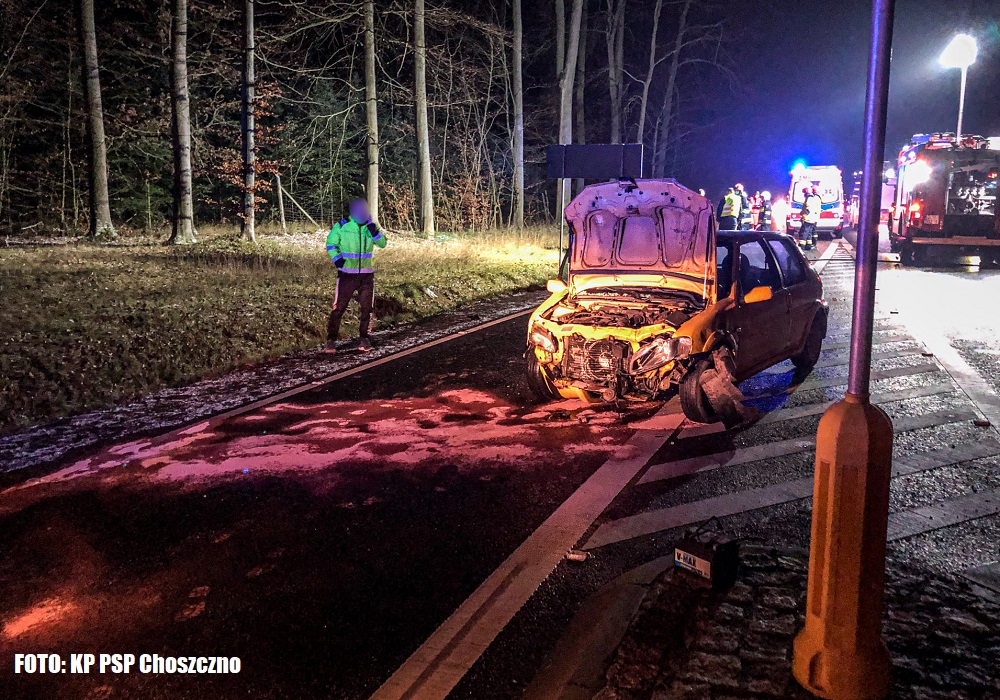 Uwaga kierowcy! Na drogach może być bardzo ślisko! Wypadek pod Pełczycami | FOTO